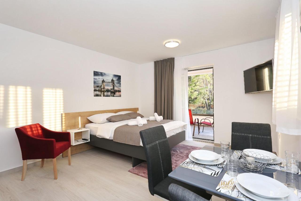 Villa Ankora 2 With Heated Pool Биоград на Мору Екстериор снимка