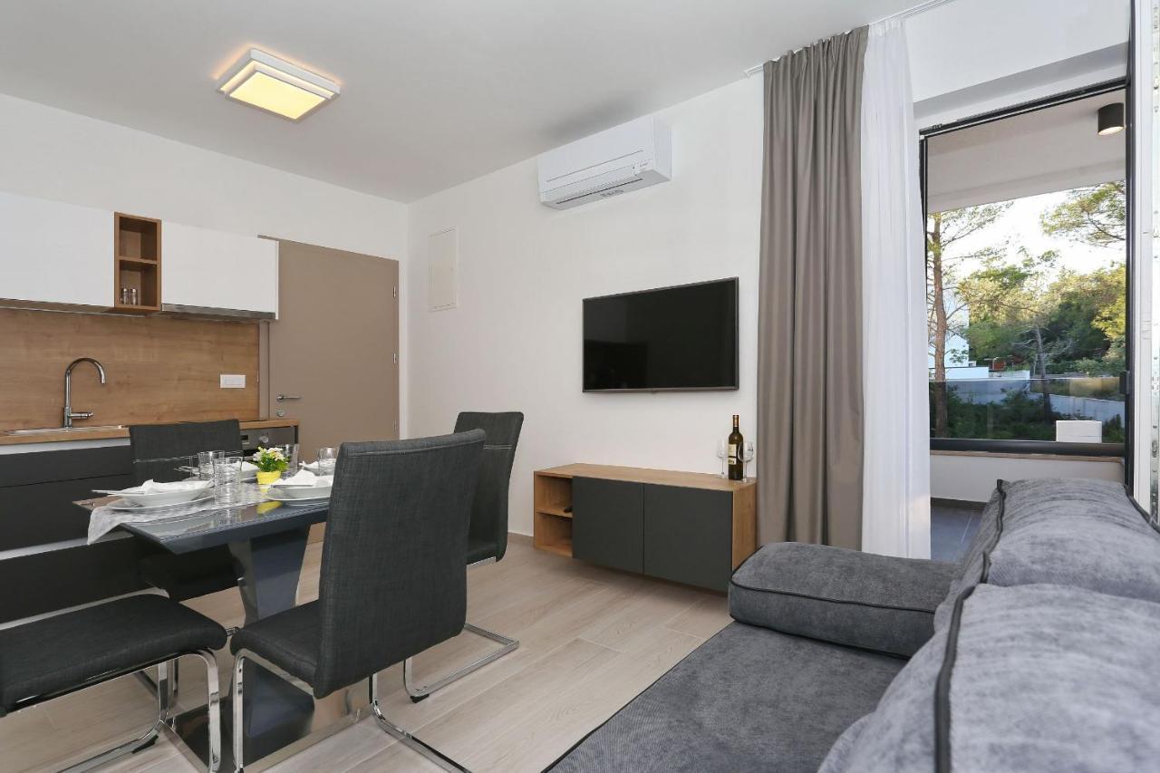 Villa Ankora 2 With Heated Pool Биоград на Мору Екстериор снимка