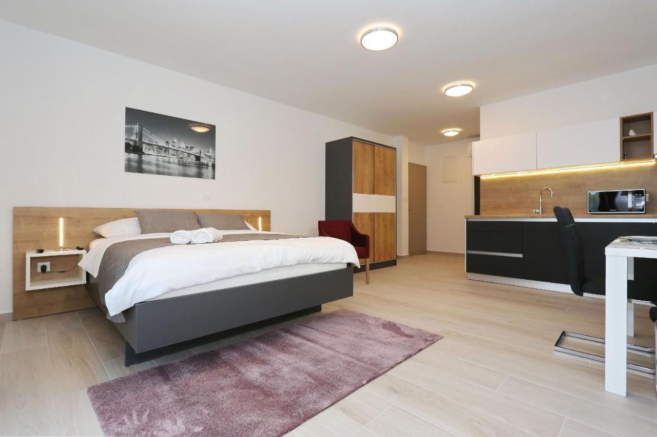 Villa Ankora 2 With Heated Pool Биоград на Мору Екстериор снимка