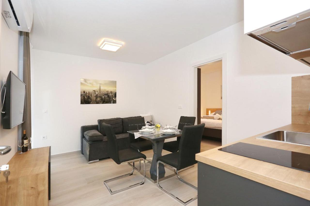 Villa Ankora 2 With Heated Pool Биоград на Мору Екстериор снимка