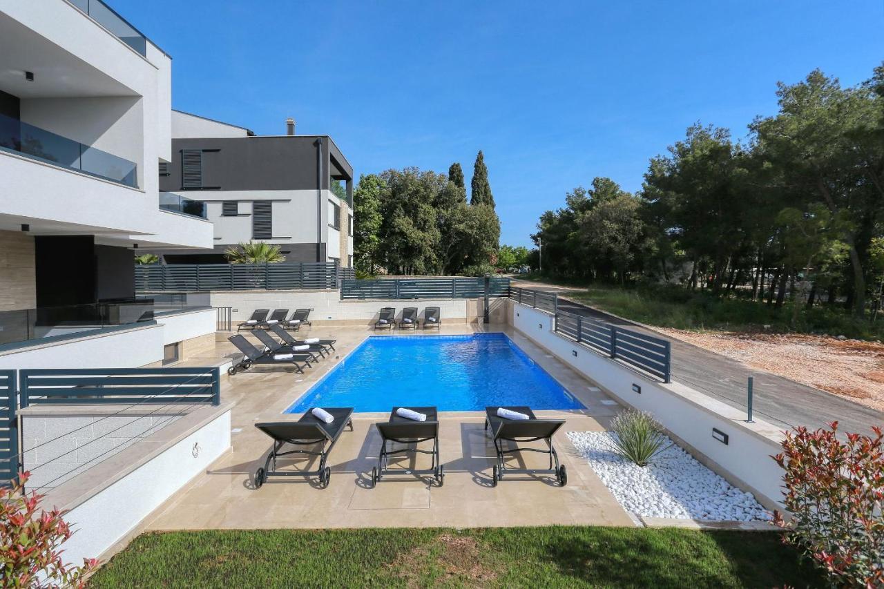 Villa Ankora 2 With Heated Pool Биоград на Мору Екстериор снимка
